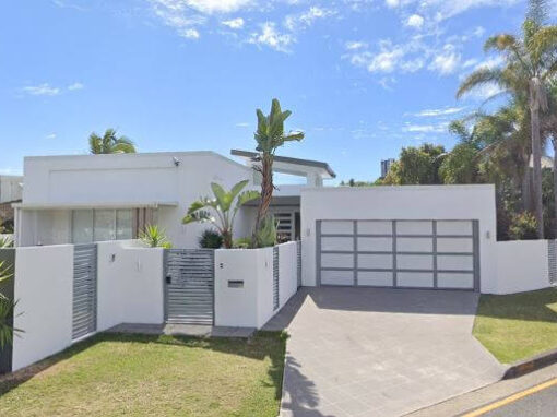 Broadbeach Waters QLD – 4 Beds 3 Bath